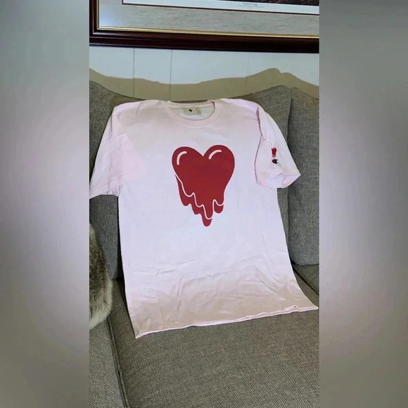 emotionally unavailable made to satisfy pink heart logo short sleeve tee shirt - Picture 2 of 9